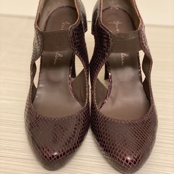 Henry Beguelin Key Hole Pumps - Picture 4 of 9